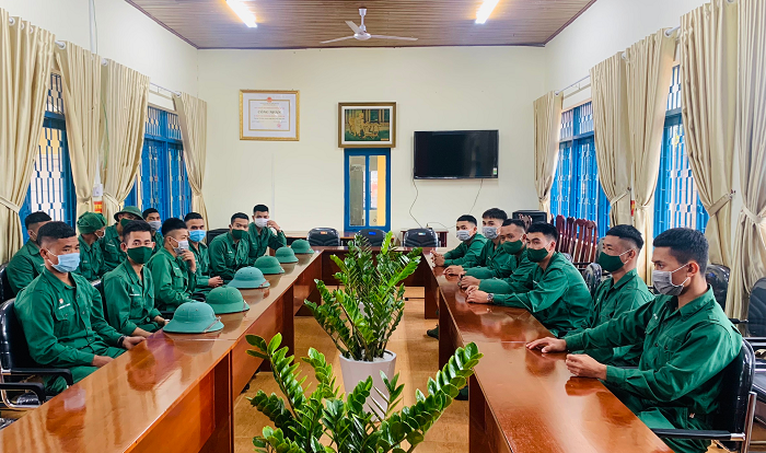 Xã Dliê Yang chào mừng các thanh niên của xã hoàn thành nghĩa vụ quân sự trở về xây dựng quê hương